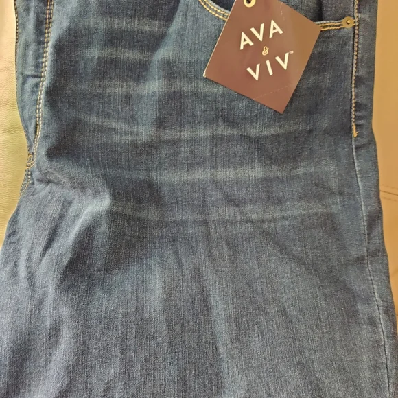 NWT AVA and VIV Skinny Comfortable Waist Jeans - Picture 3 of 6
